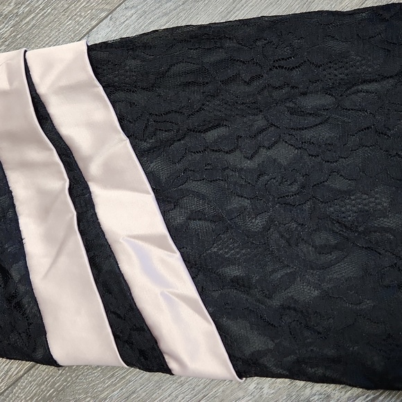 Strapless short black lace and tan dress Size 10 - Picture 7 of 7